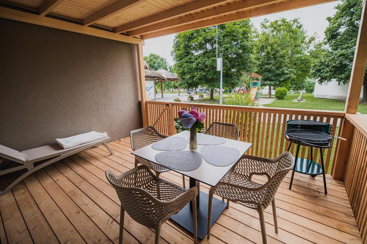 Premium Mobile Homes With Thermal Riviera Tickets Catez ob Savi Dış mekan fotoğraf