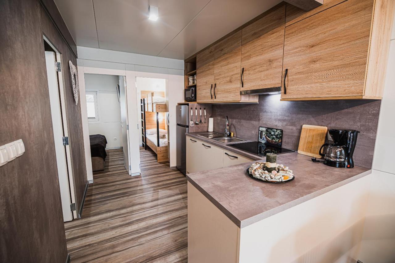 Premium Mobile Homes With Thermal Riviera Tickets Catez ob Savi Dış mekan fotoğraf