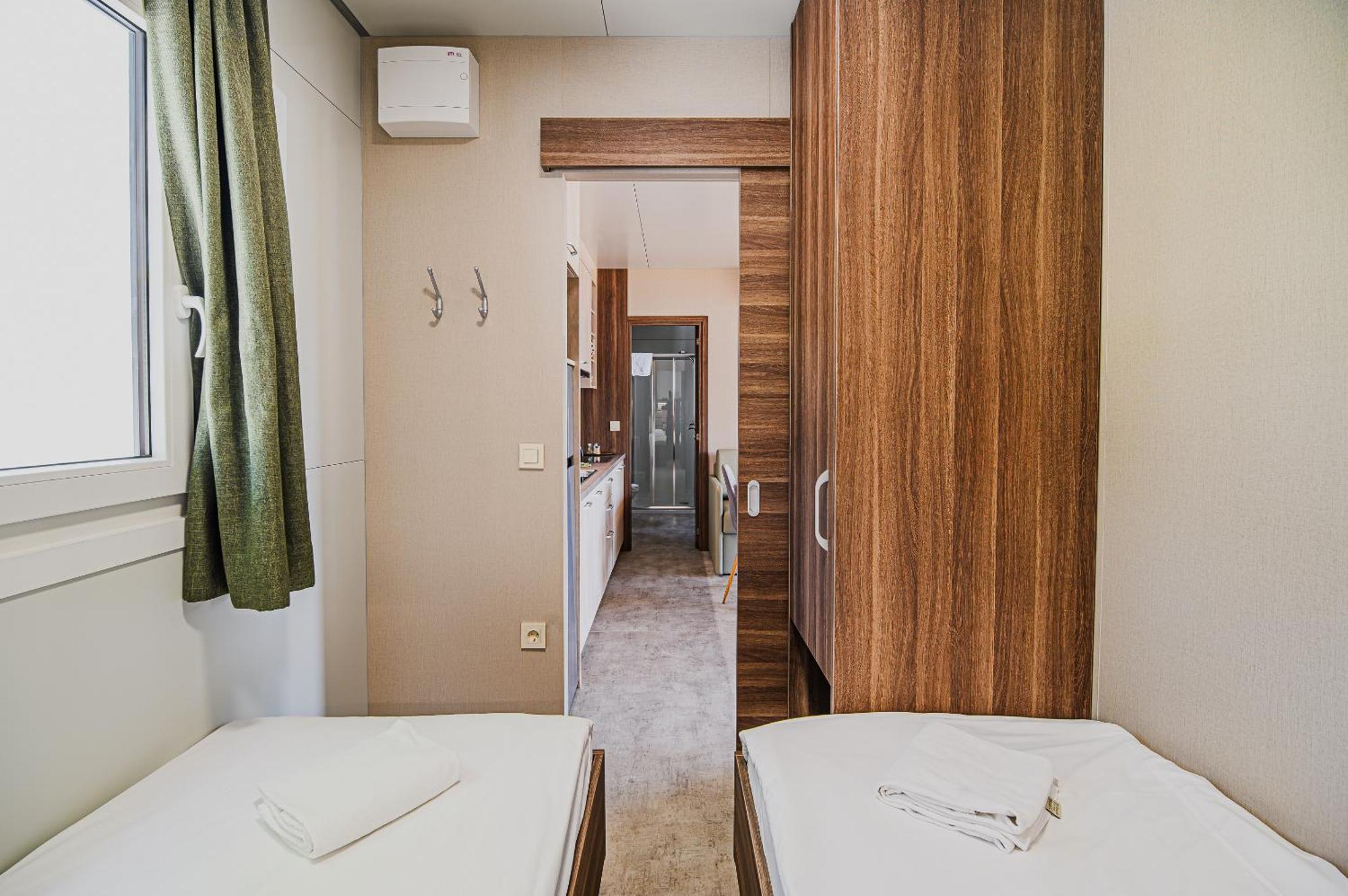 Premium Mobile Homes With Thermal Riviera Tickets Catez ob Savi Dış mekan fotoğraf