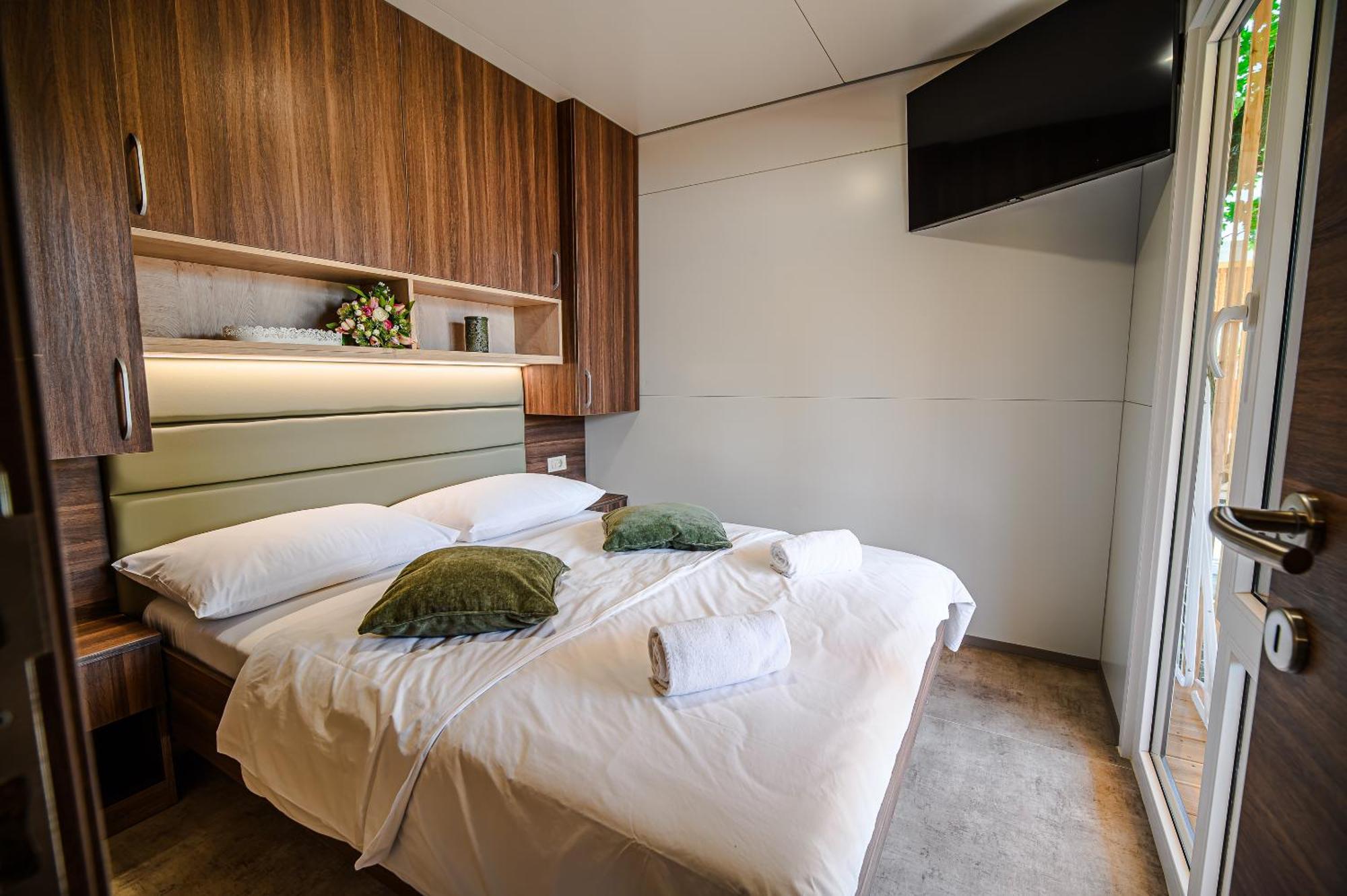 Premium Mobile Homes With Thermal Riviera Tickets Catez ob Savi Dış mekan fotoğraf