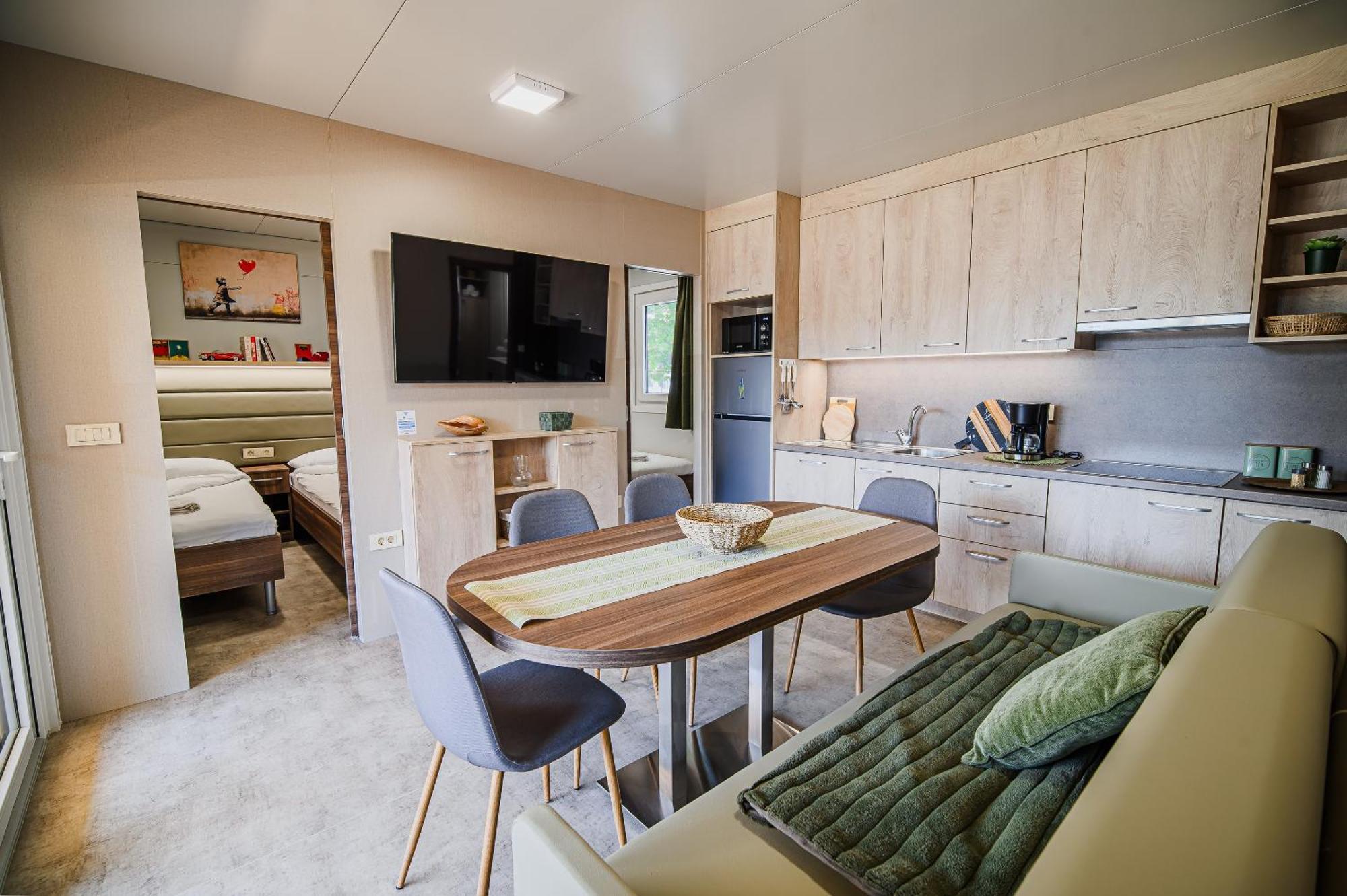 Premium Mobile Homes With Thermal Riviera Tickets Catez ob Savi Oda fotoğraf