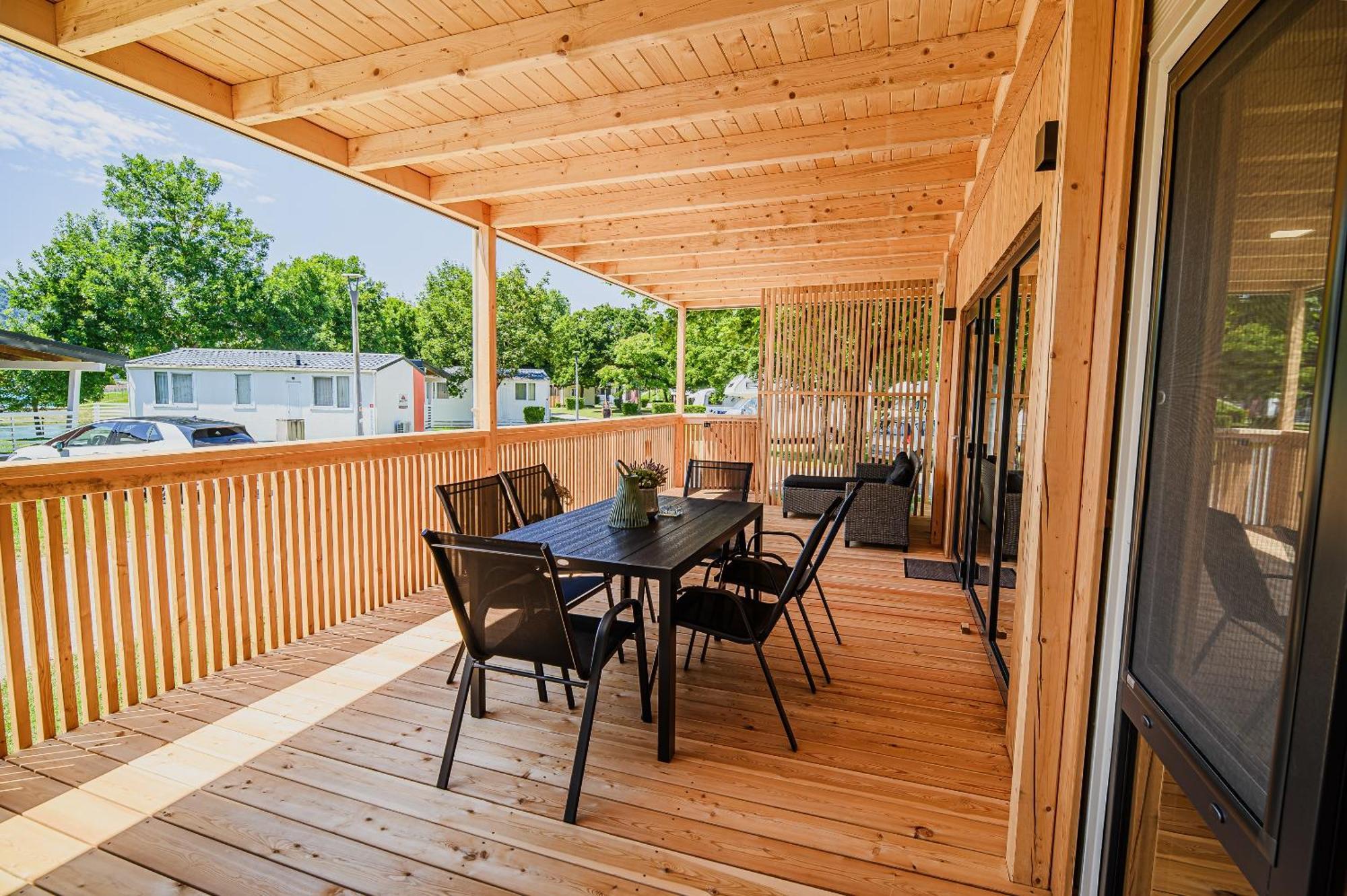 Premium Mobile Homes With Thermal Riviera Tickets Catez ob Savi Oda fotoğraf