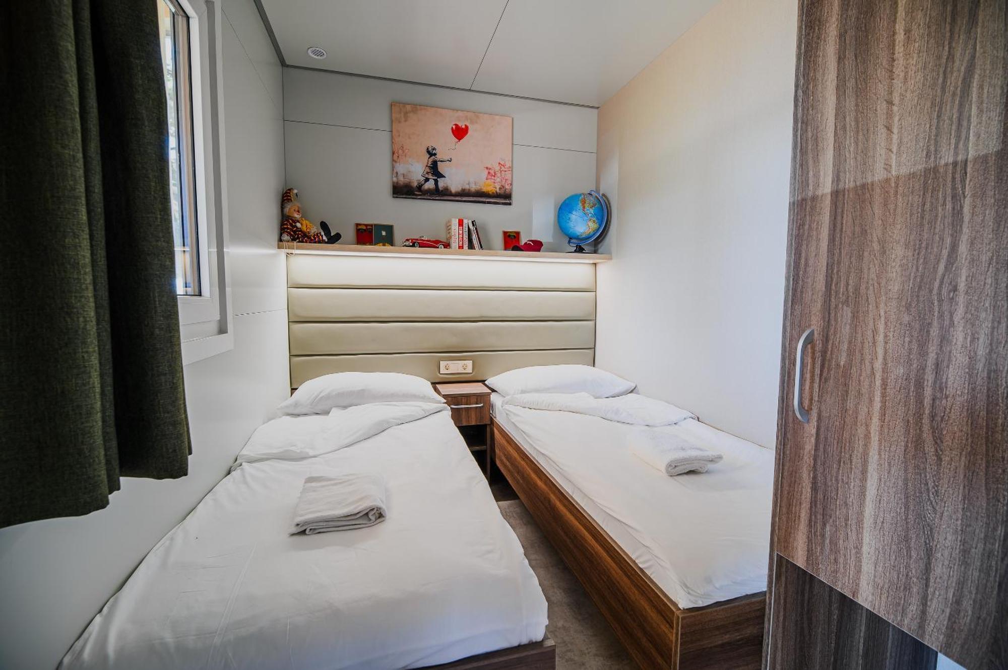 Premium Mobile Homes With Thermal Riviera Tickets Catez ob Savi Oda fotoğraf
