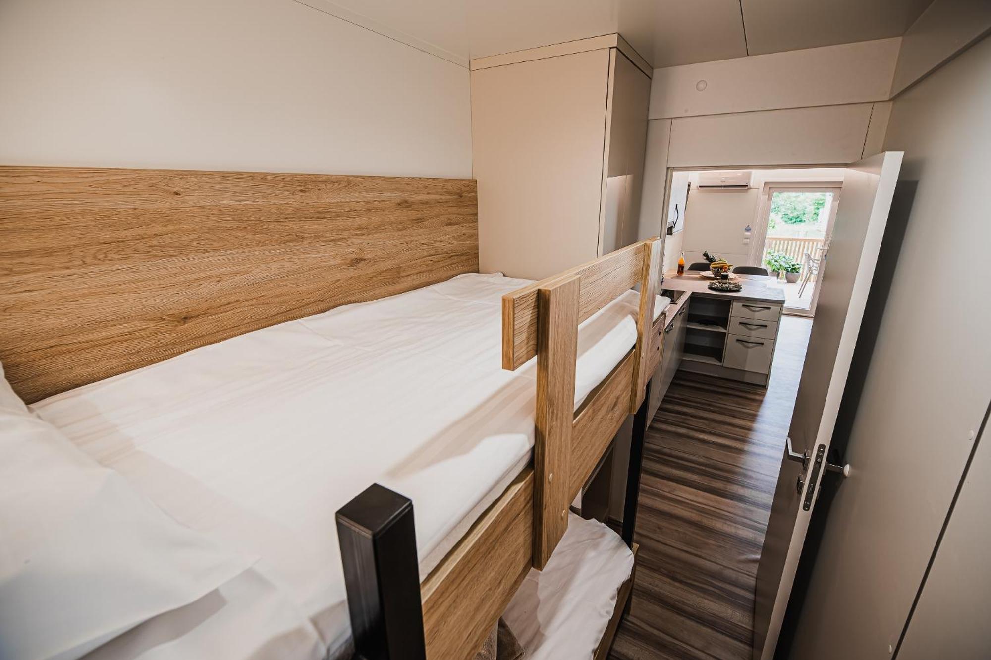 Premium Mobile Homes With Thermal Riviera Tickets Catez ob Savi Dış mekan fotoğraf