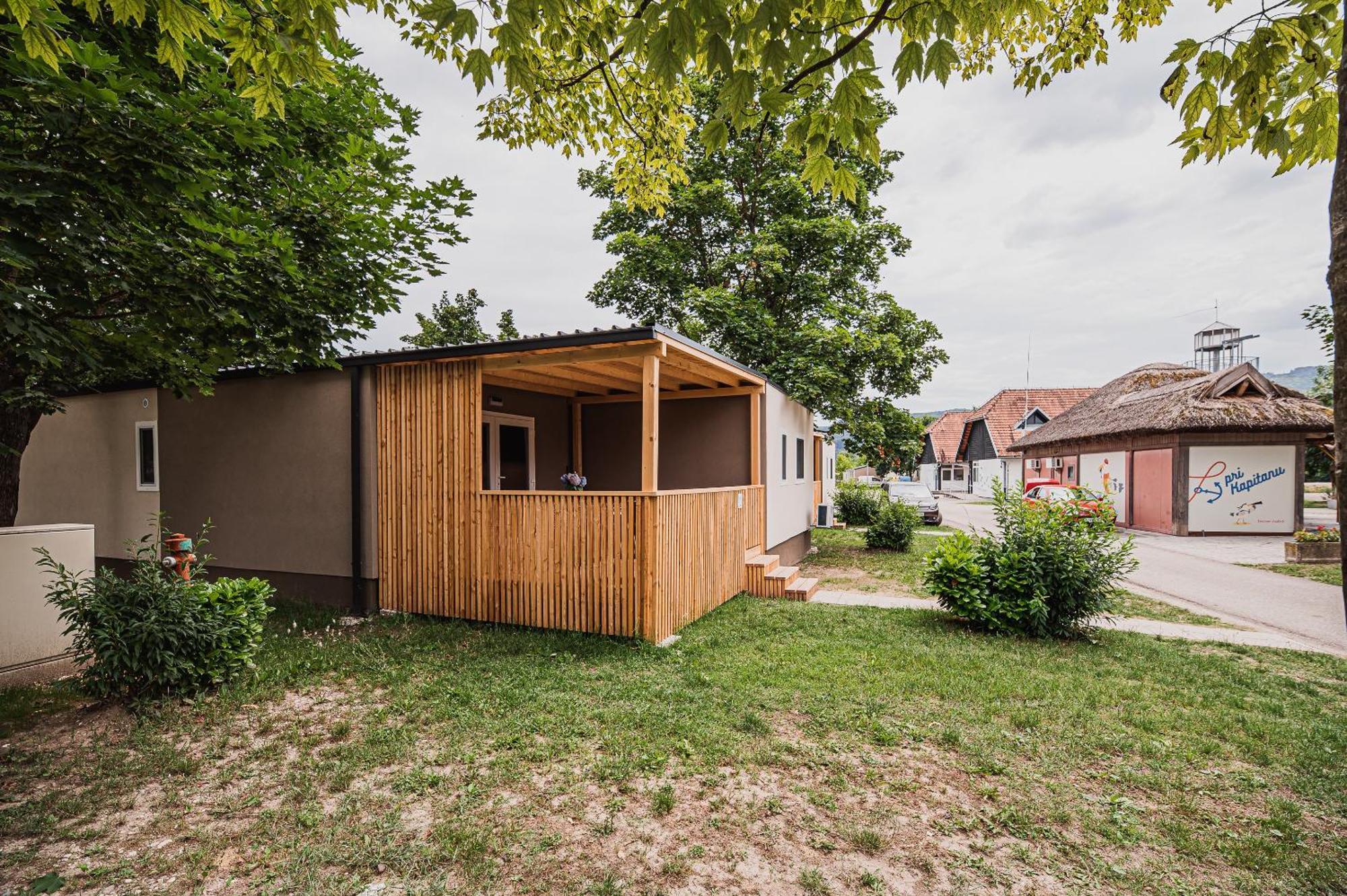 Premium Mobile Homes With Thermal Riviera Tickets Catez ob Savi Dış mekan fotoğraf